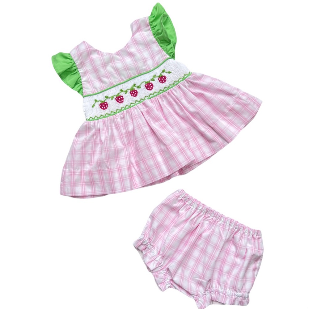 Strawberry smocked 2 piece set